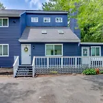 Peaceful Tobyhanna Home With Deck And Community Pool!